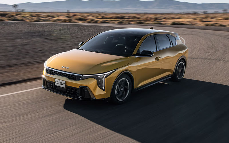 KIA K4-Hatchback